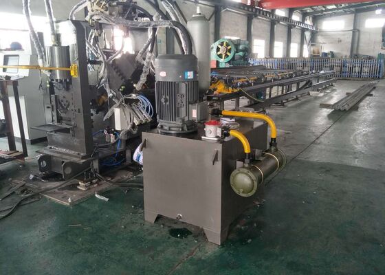 Komponen Produksi Berskala Besar Cnc Flat Steel Channel Steel Punching Typing Machine 3 Poros