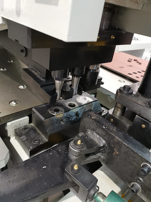Keakuratan dan Keandalan Tinggi Mesin Pengeboran Plat Baja CNC Servo Motor Feed