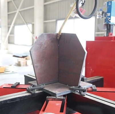 Robot Pengelasan Presisi Tinggi Untuk Struktur Baja Menara Pengelasan kaki