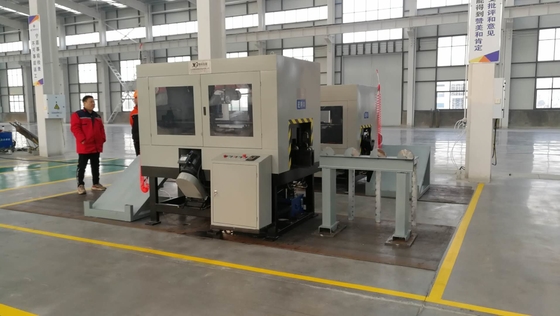 Mesin penggilingan akar sudut otomatis Auten Model GQC250-2Q di industri menara baja