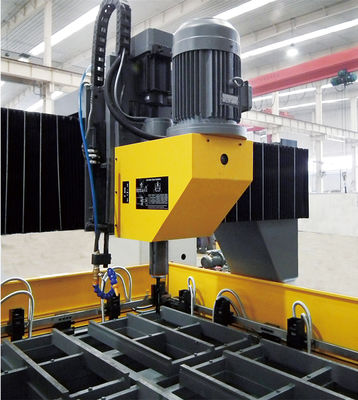 Mesin Bor Pelat CNC Umpan Motor Servo 1500×8000mm Ukuran Benda Kerja Maksimum untuk Berbagai Ukuran dan Ketebalan Pelat