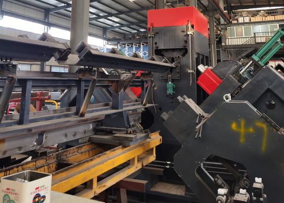 Mesin Garis Sudut CNC JNC2532 dan JNC2532G untuk Pergerakan CNC Holistik dan Pengeboran Lubang Akurat dalam Industri Menara Baja Sudut