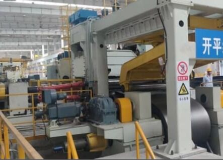 1520m/Min Lini Produksi Plat Kecepatan Uncoiling CNC leveling Cutting Line 35ton bobot