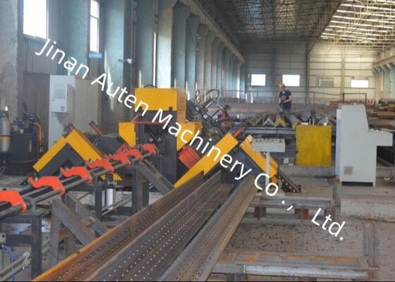 Garis Penanda Pengeboran Sudut CNC Tanda Belakang Kisaran 50-220Mm Kecepatan Rotasi Spindel 6000r/Menit