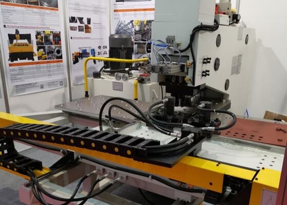 1500*800mm Max Workpiece Size Mesin Penumbukan Plat Cnc Untuk Manufaktur Menara Baja