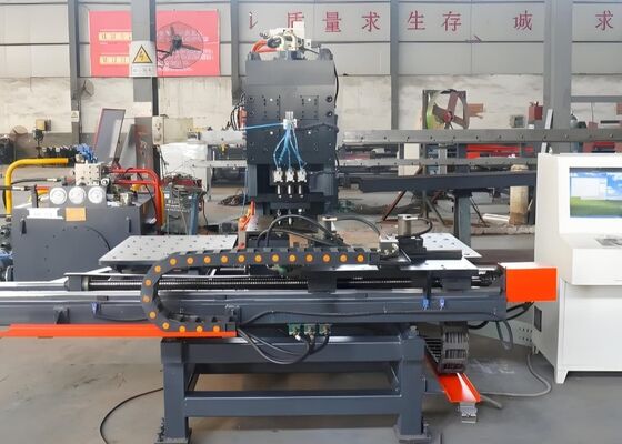 Digunakan Untuk Industri Menara Baja Cnc Plat Punching Machine 4 Die-Stations Cnc Punching Machine
