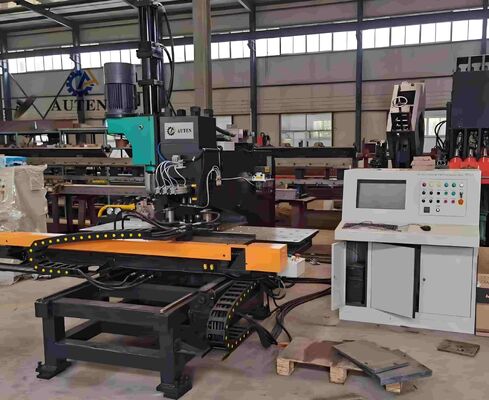 Mesin Bor Penanda Pelat CNC Efisien dengan Integrasi CAD / CAM