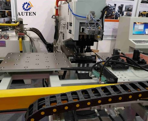 Mesin Bor Penanda Pelat CNC Efisien dengan Integrasi CAD / CAM