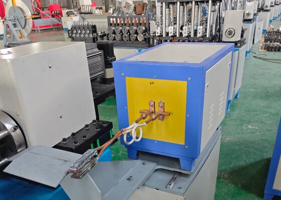 Model FF60 Cnc Flat Iron Clamping Machine Untuk Industri Transportasi