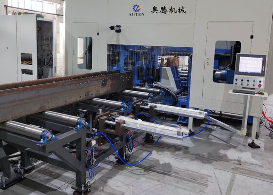 Dilengkapi dengan 3 Spindles CNC H Beam Pengeboran Mesin gergaji Untuk Industri Struktur Baja